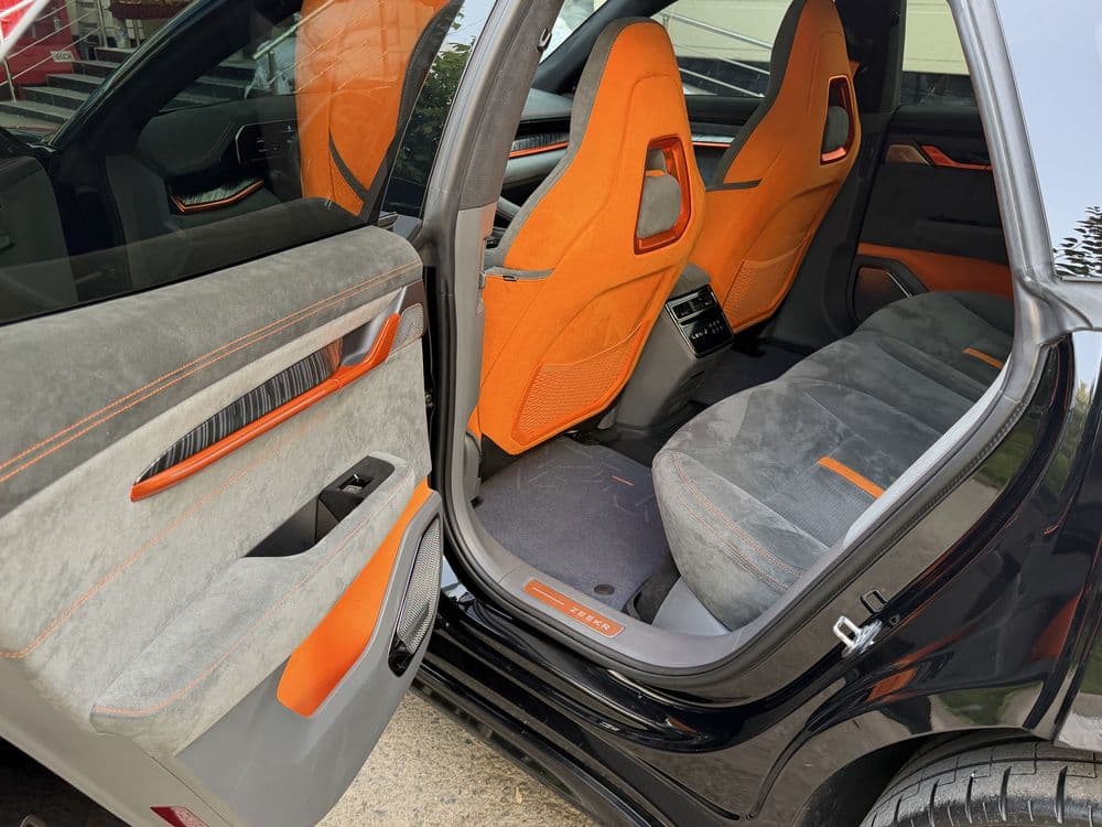 Zeekr 001 z sport 2023 — 5