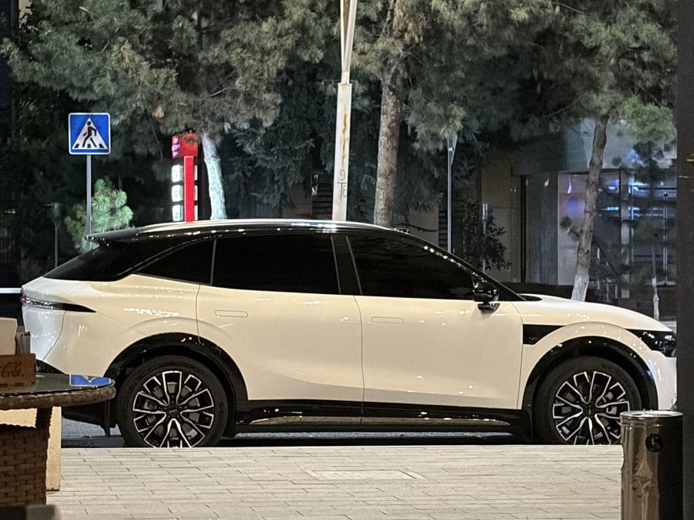 Zeekr 7X 2025 75kw — 3