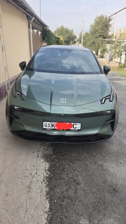 Продажа автомобиля Zeekr X — 2