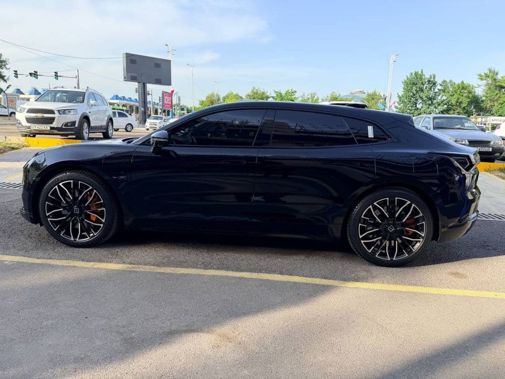 Zeekr 001 Z Sport — 4