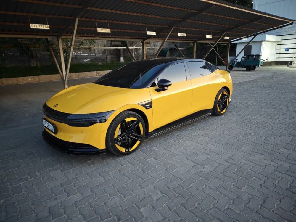 Zeekr 007 Performance 2.7 2024 Пробег: 14’000км Ранги: сарик от кучи, — 1