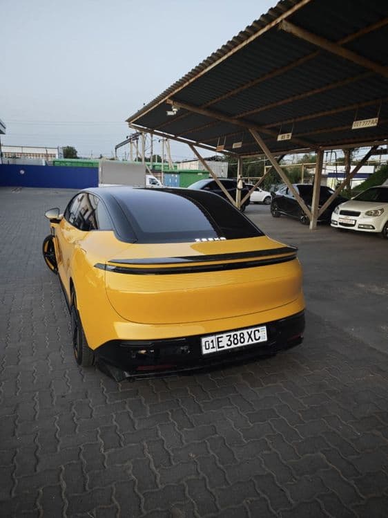 Zeekr 007 Performance 2.7 2024 Пробег: 14’000км Ранги: сарик от кучи, — 5