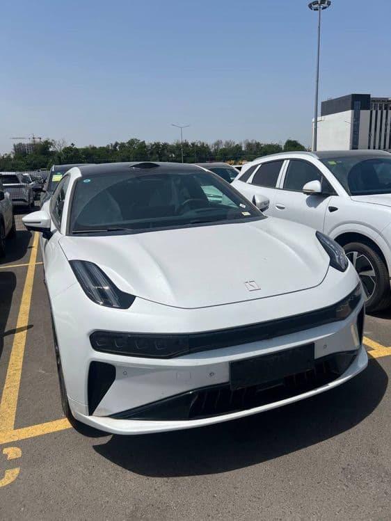 Zeekr 001 yu Z-sport 2025 yil — 1