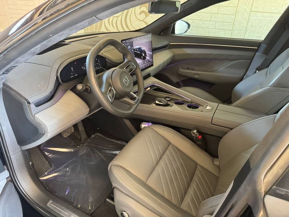 Zeekr 001 yu z-Sport 2024 yil — 3