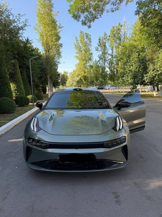 Zeekr 001 z sport full — 4
