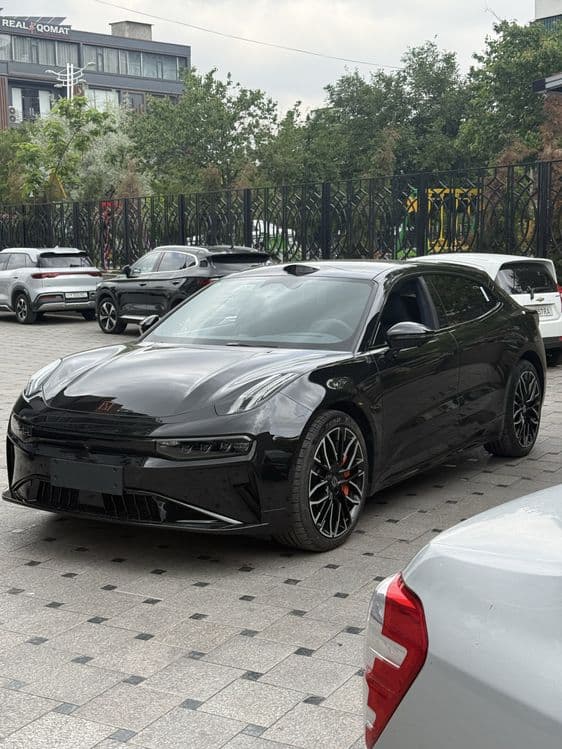Zeekr 001 You Z Sport 2025 restyle — 1