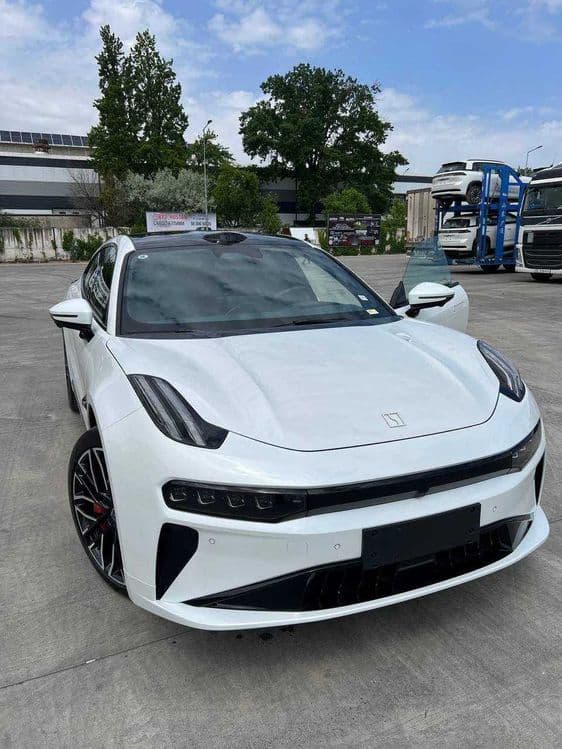 Zeekr 001 we rwd 100kwh naqd va halol nasiya — 1
