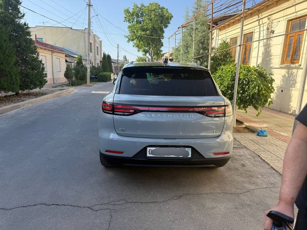 Leapmotor C11 ev 580. — 5