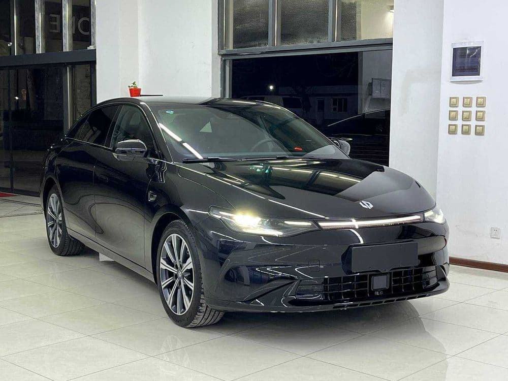 leapmotor c 01 premium 625  naqt va xalol nasiya — 1