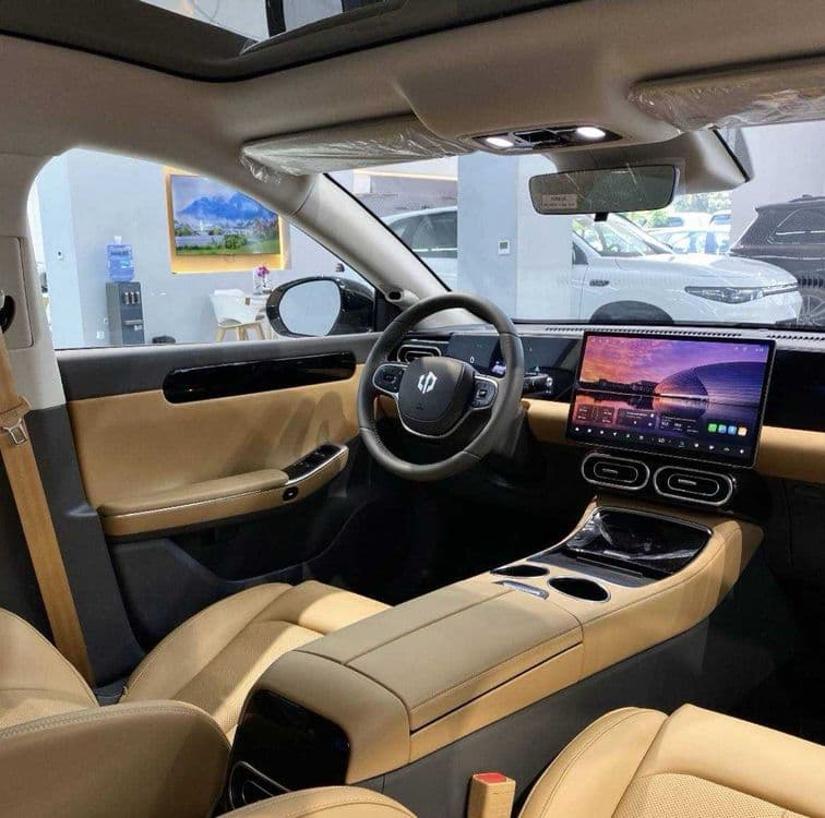 Leapmotor C01 216KM Gibrid 25% boshlang'ich to'lov bilan — 4