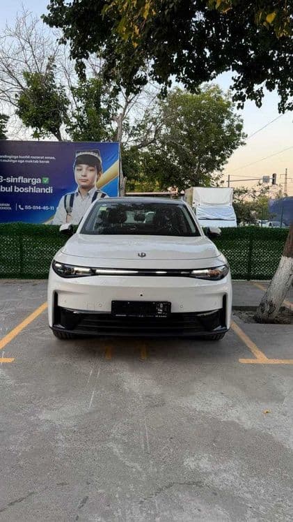 Leapmotor C10 full