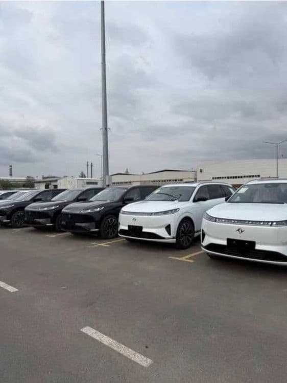 Dongfeng EP 008 26/26 — 1