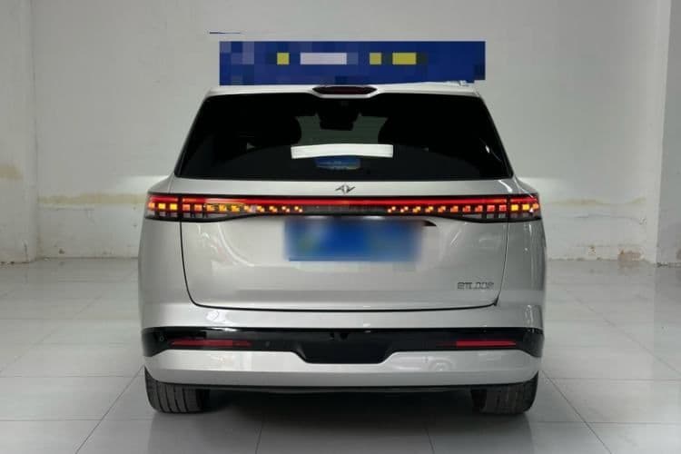 Dongfeng ep008 gibrid 6 oʻrindiqli — 2