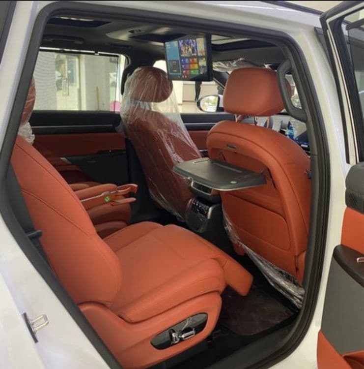 Dongfeng ep 008 ultra elektr
Qora rang qora salon
Qora rang apelsin sa — 4