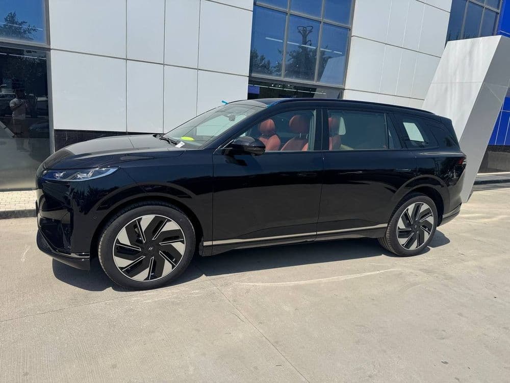 Dongfeng 008 ep 636 Electro Ultra 2025 — 2