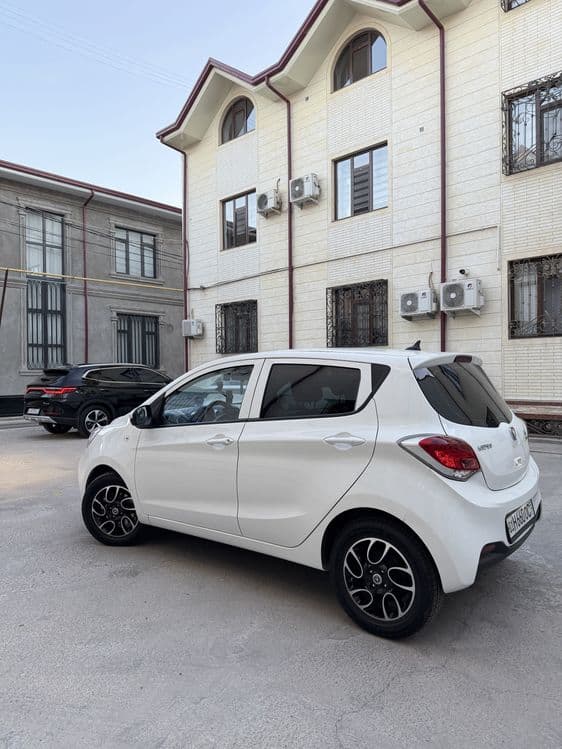 Changan ben ben e-star ev — 4