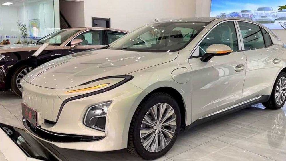 HONGQI halol nasiya boshlang'ich 25% to'lov bilan tel qiling — 2