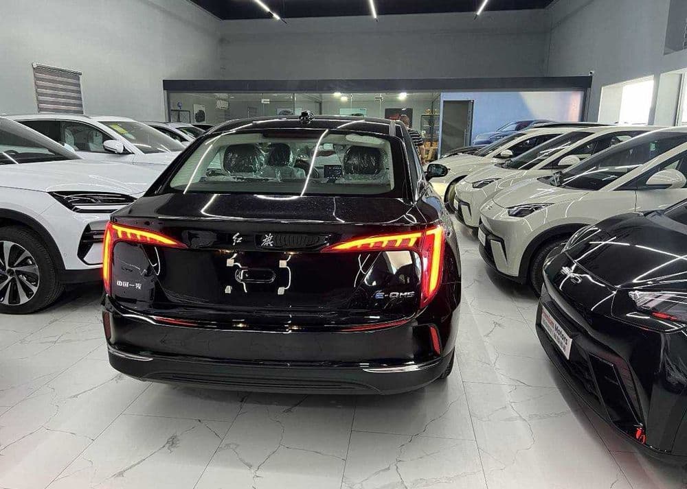 HONGQI halol nasiya boshlang'ich 25% to'lov bilan tel qiling — 6