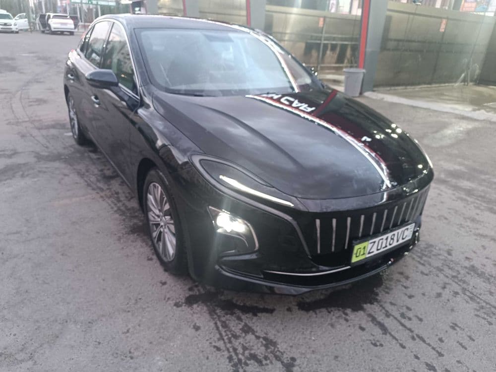Продам свою машину HONGQI EQM5 500км — 3
