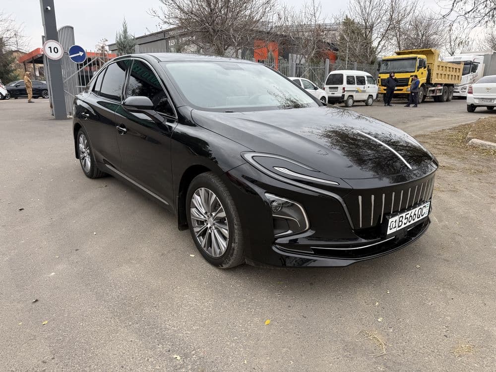 Hongqi eqm 5 500 аренда с выкупом — 2