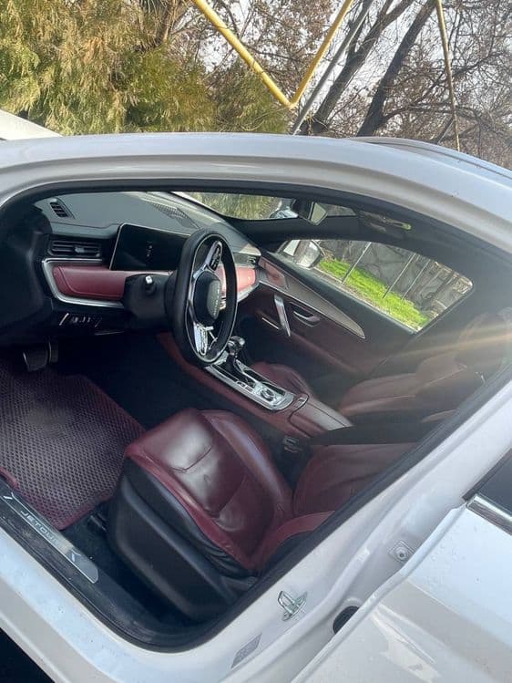 Jetour x70 plus 1.6 turbo sotiladi — 6