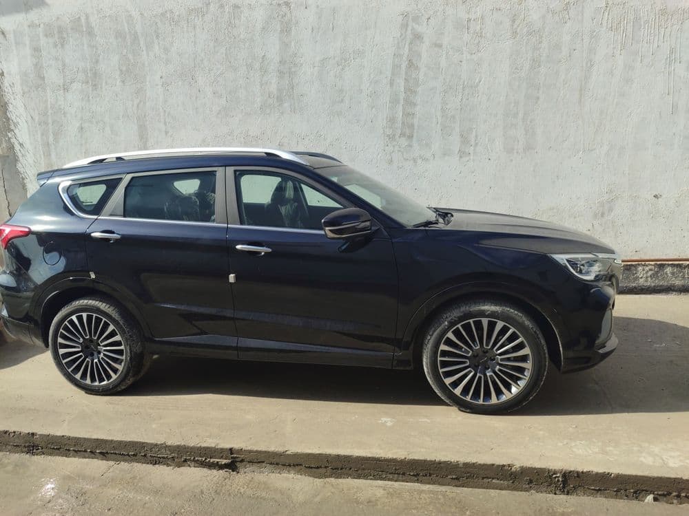 JETOUR X70 2025-YIL 0.KM  5-YIL YOKI 150.000KM KAFOLAT mavjud — 3