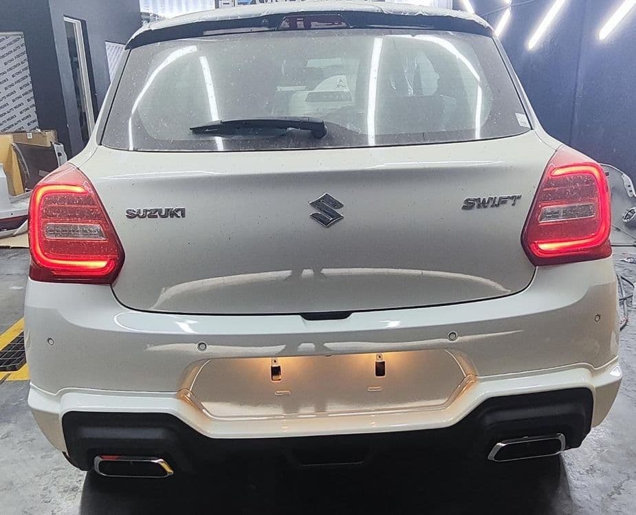 Suzuki Swift Sport GLX  1.2  full edition version — 3