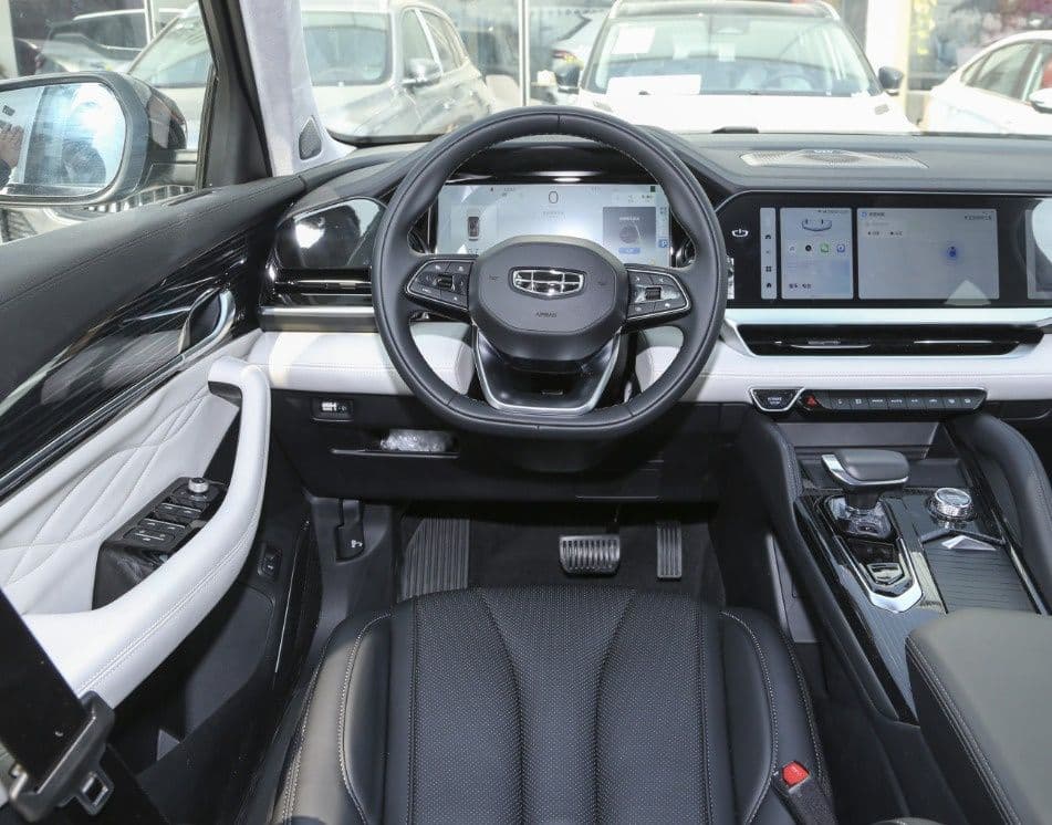 Geely Monjaro 4WD Flagship — 5