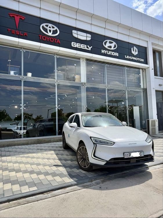 AITO Serez m5 ev — 1