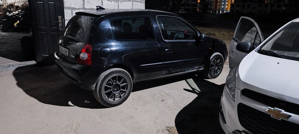 Renault Clio II Sport — 4