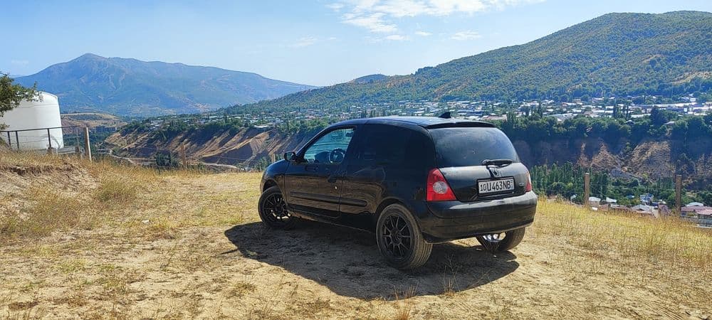 Renault Clio II Sport — 5