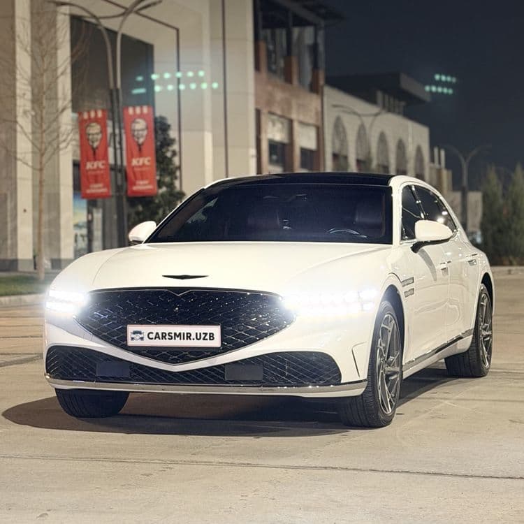 Genesis G90 Full — 2