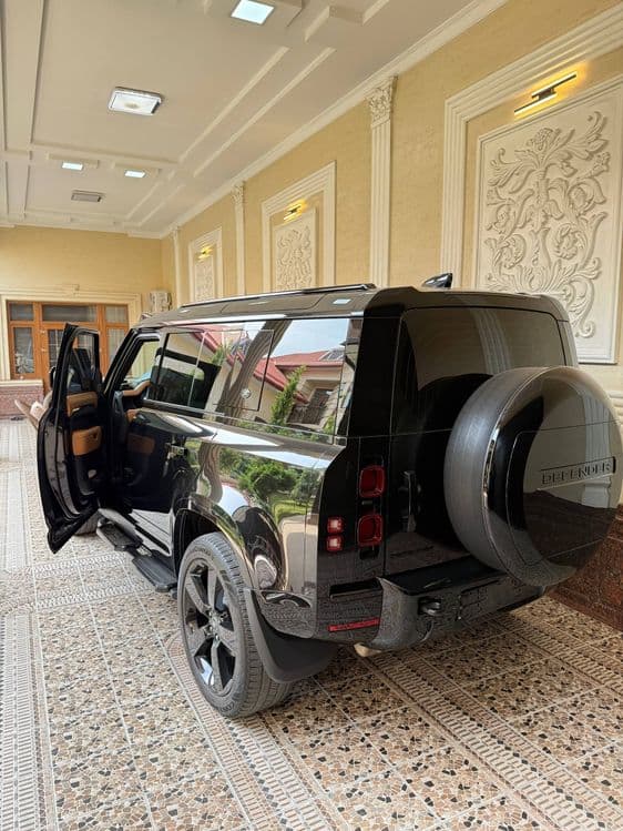 Range rover p300 DEFENDER — 4