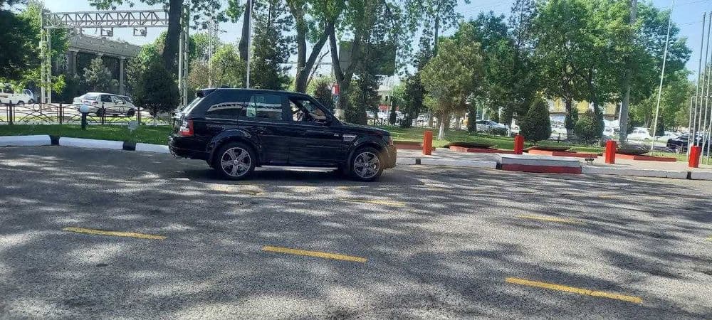 Range Rover sport — 8