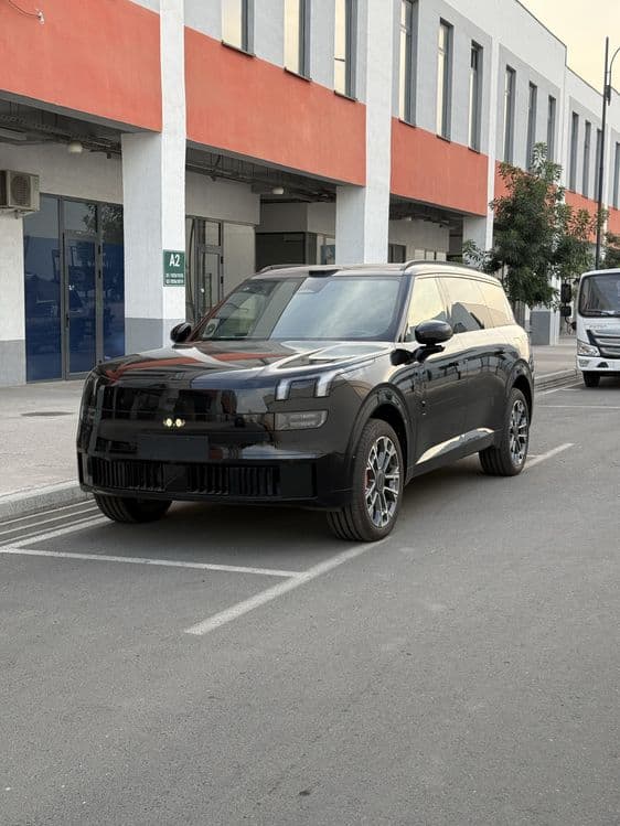 LYNK & CO 900  2 TURBO 4WD — 1