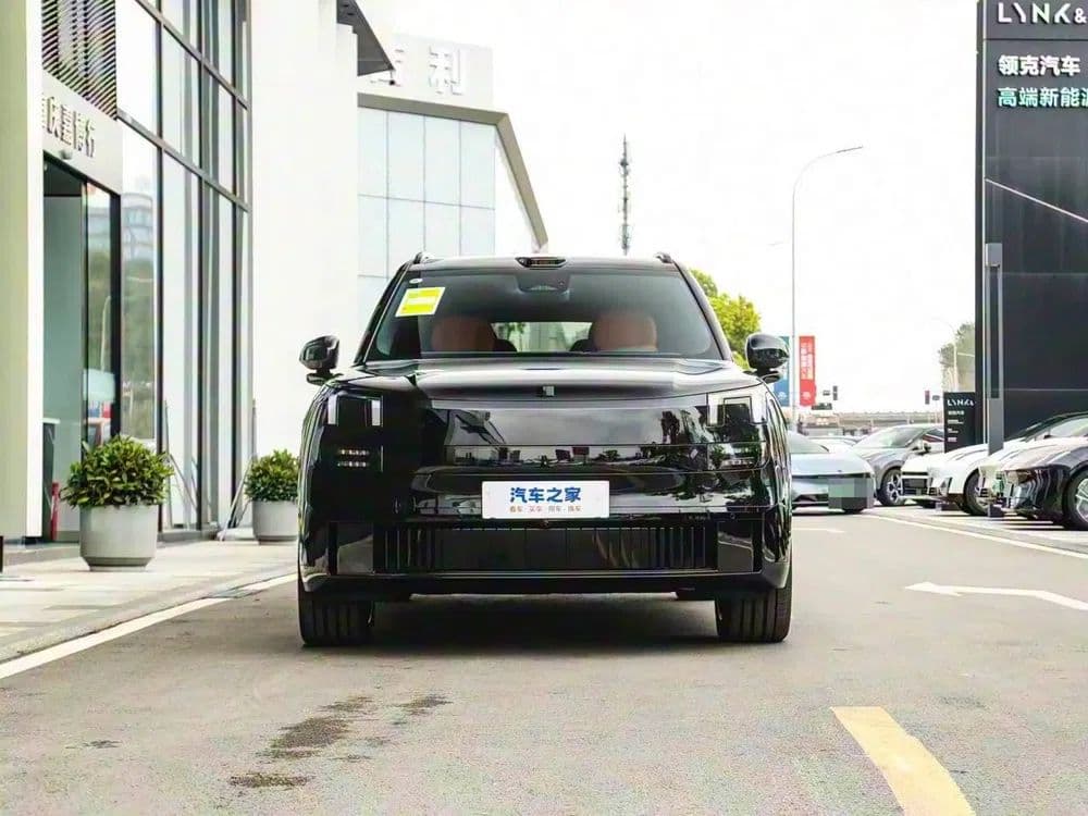 Lynk & co 900 full — 3