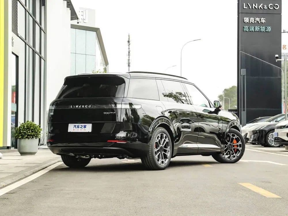 Lynk & co 900 full — 4