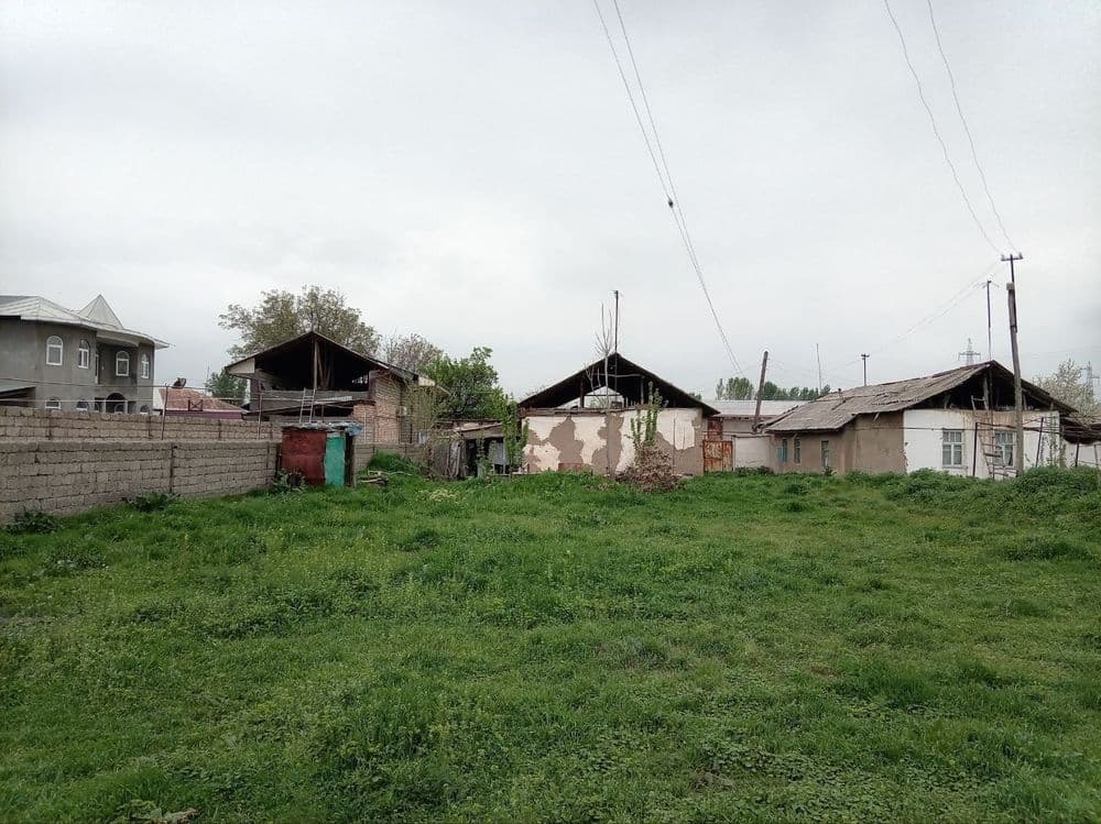 Yangi Toshkent yer uchaska sotiladi 13,sotix arzon bervomman — 2