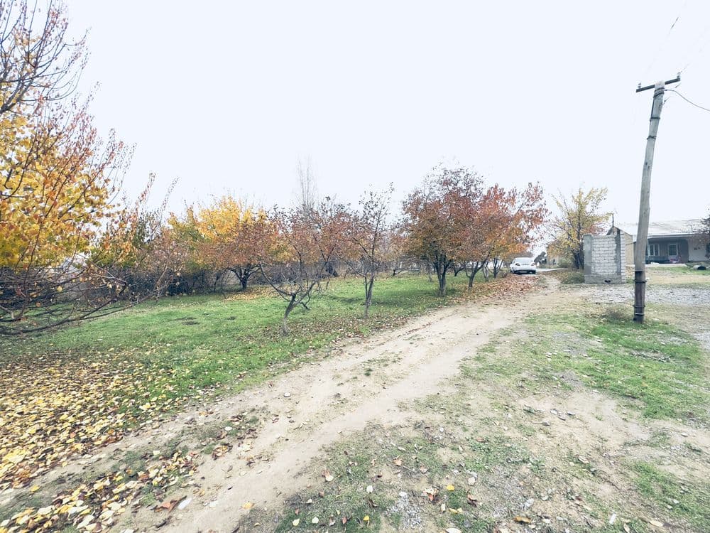 Продается земля 10 соток. Кибрай. Салар шфй — 2