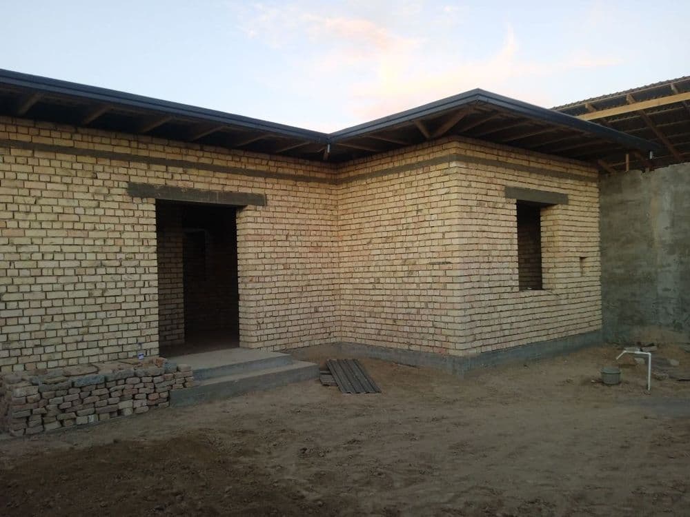 Uch Qahramon Madaniyat — 2