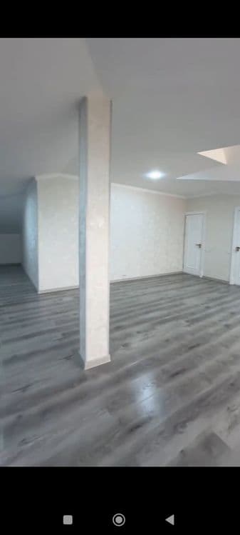 Sergeli Xonobodda  4 xona + mansarda + Podvol kottagina  uy sotiladi!! — 4