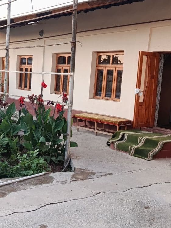 Zangi otadan 1 km otkanda Narxni Kelshamiz — 2