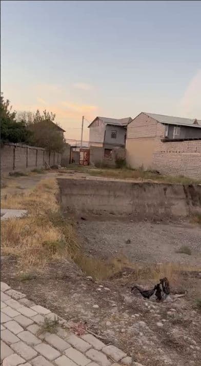 Незавершенный дом, вдоль речки, в Ташкентской области — 3