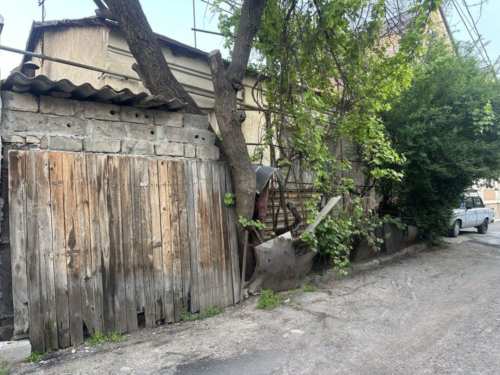 Участок Никитина Мирзо улугбекский квадратный  район участок 2.8 квадр — 2