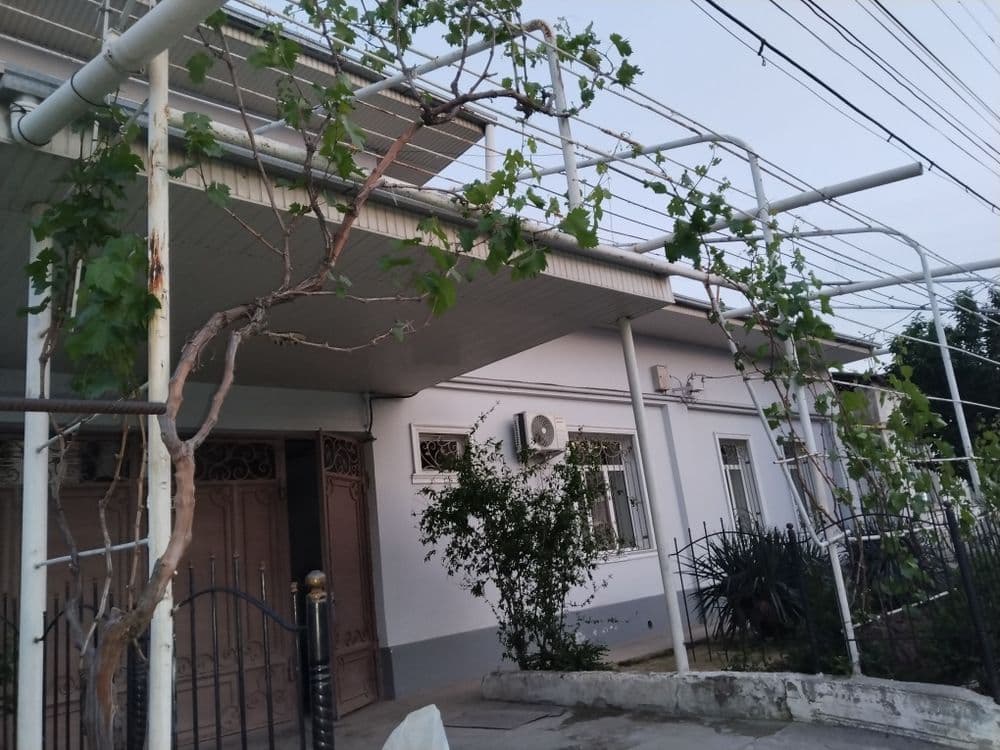 Yunsobod tumanidan yunsobod maxalladan õlkaobod 60 uy fayzli xovli — 2