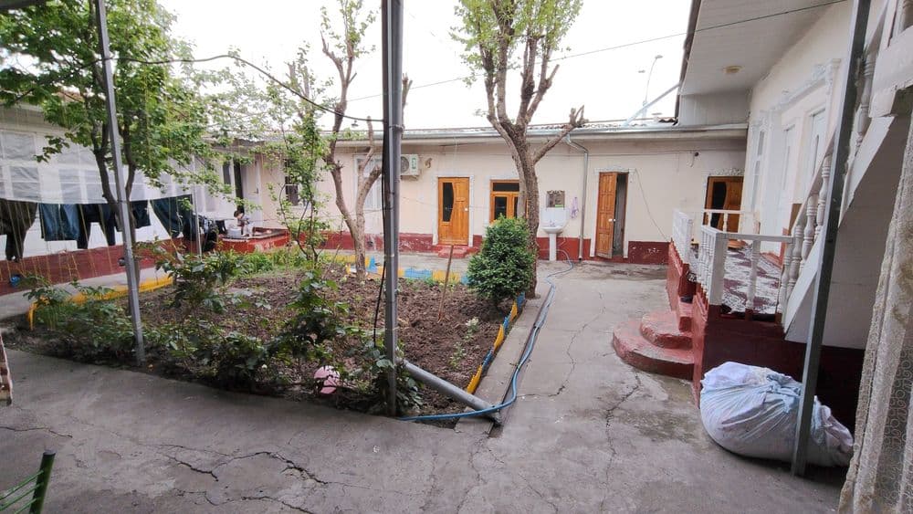 Samarqand Darvoza maxalasi 3.8 sotx hovli sotiladi 1 chi Linya. — 3