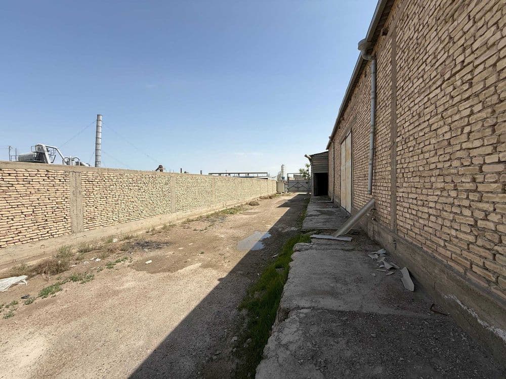 TAYYOR 25 SOTIQLI JOY sotiladi #a851 — 2