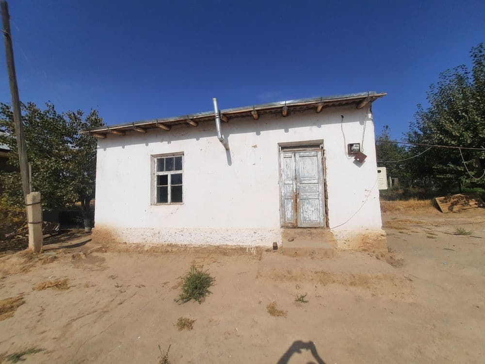 Dacha sotiladi. Forish tumani. Xonbandi shaharchasi. Bodomzor mahalla — 5