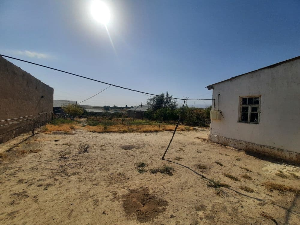 Dacha sotiladi. Forish tumani. Xonbandi shaharchasi. Bodomzor mahalla — 7
