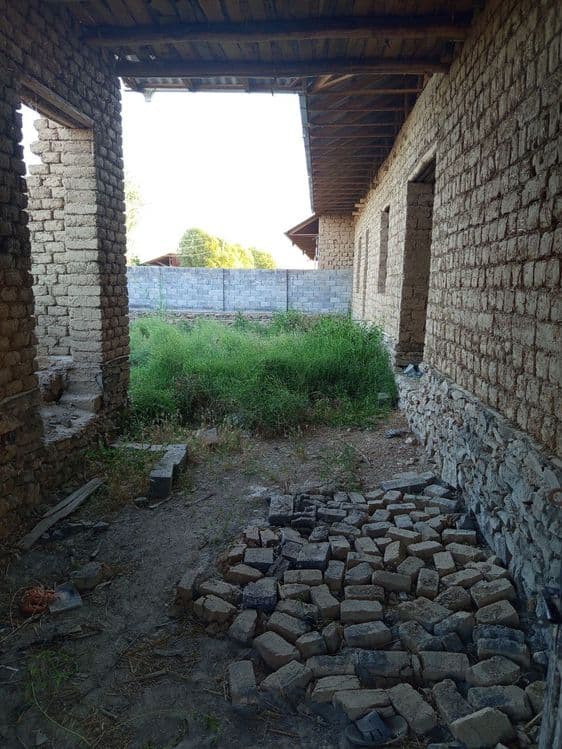 Курулиши тугалланмаган турар жой — 2